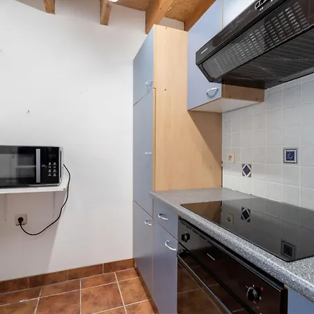 Polderzicht With Parking By Interhome Mispelburg