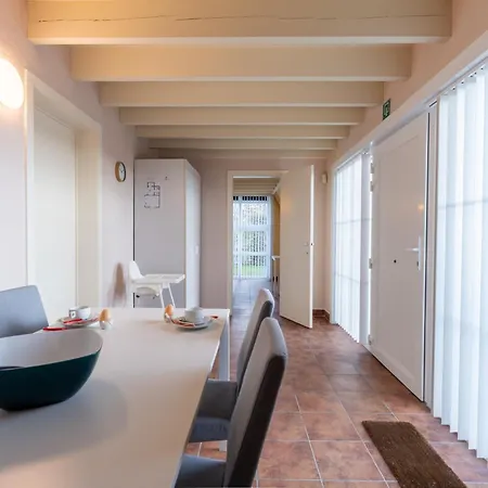 度假居 Polderzicht With Parking & Garden By Interhome *