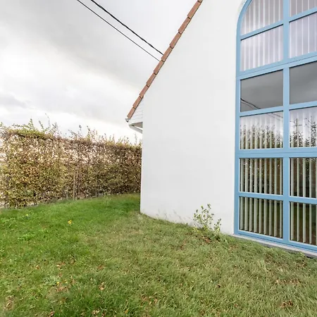 Polderzicht With Parking By Interhome *